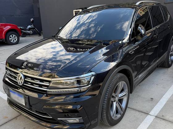 VOLKSWAGEN TIGUAN 2.0 350 TSI GASOLINA ALLSPACE R-LINE 4MOTION DSG VOLKSWAGEN TIGUAN 2.0 350 TSI GASOLINA ALLSPACE R-LINE 4MOTION DSG